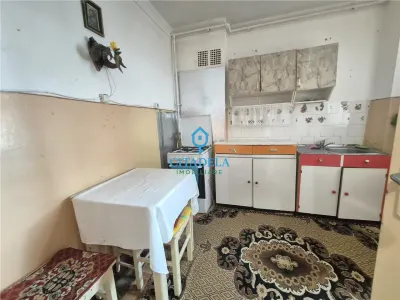 Apartament 2 camere, decomandat,Cetate Transilvaniei, 65000 euro - foto 6