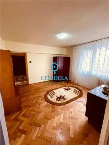 Apartament 2 camere etaj 1 , Cetate  71000 euro - foto 4