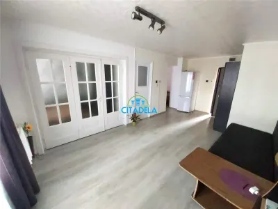 Apartament 2 camere Cetate,etaj 4,52000 euro - Alba Iulia