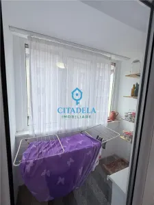 Apartament 2 camere,55mp, etaj 3/4 76900 euro - foto 4