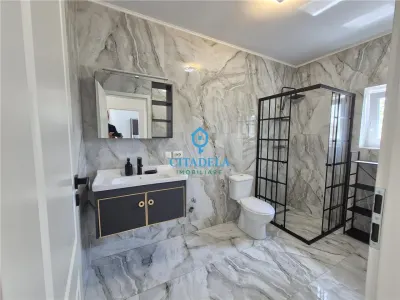 Casă de închiriat în Cetate – 3 dormitoare, 450 mp teren - foto 10