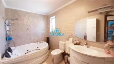 Duplex de Vânzare în Cetate | 4 Camere | Finisaje Premium | Gata de Mutare - foto 6