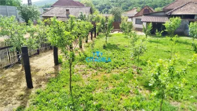 Casa renovata,Ampoita,1700 mp teren - foto 3