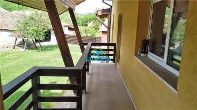 Casa renovata,Ampoita,1700 mp teren - foto 7