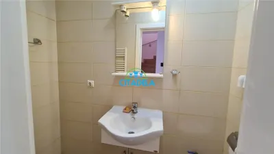 Casa cuplata Centru 90 mp utili,125000 euro - foto 6