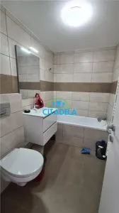 Apartament 3 camere Cetate-Piata,renovat recent 65000 euro - foto 5