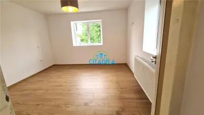 Casa renovata,Centru ,400 mp teren,100000 euro - foto 4