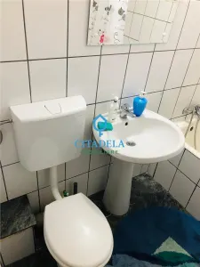 Apartament 2 camere decomandat Cetate-Mercur,85000 euro - foto 18