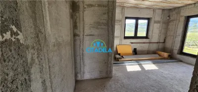 Casa pe nivel Sard, toate utilitatile,115000 euro - foto 4
