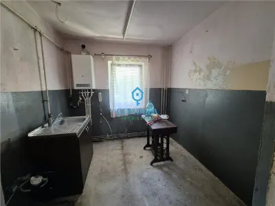 Aparatment 2 camere, decomandat,Cetate Mercur 6100euro - Alba Iulia