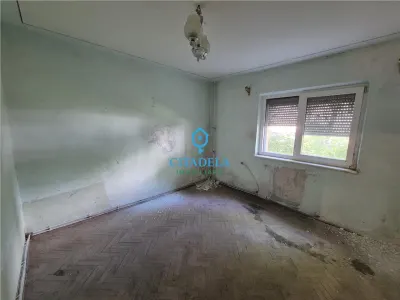 Aparatment 2 camere, decomandat,Cetate Mercur 6100euro - foto 8