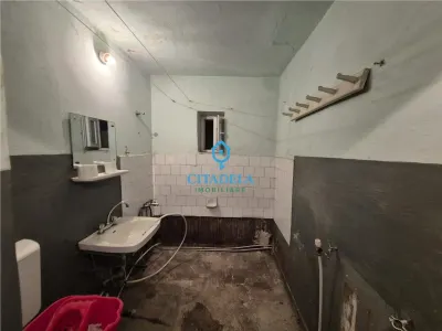 Aparatment 2 camere, decomandat,Cetate Mercur 6100euro - foto 9