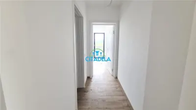Apartament nou 3 camere,77 mp,87900 euro - foto 2
