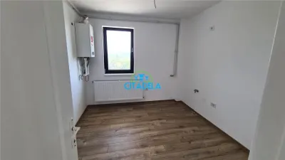 Apartament nou 3 camere,77 mp,87900 euro - foto 3