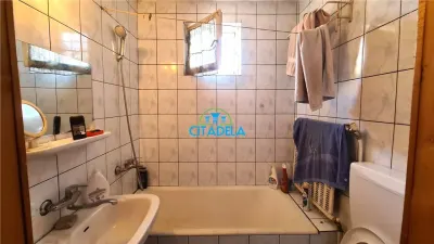 Apartament 2 camere Cetate -Spital,cu cu autorizatie de extindere spatiu comercial,birou - foto 6