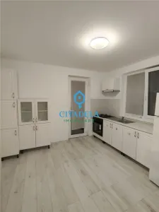 Casă individuală de închiriat – Alba Iulia,  (zona Carolina Mall), - foto 3