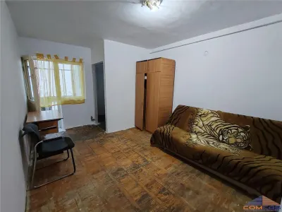 Garsoniera de vanzare pe Ostrovului - foto 1
