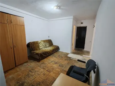 Garsoniera de vanzare pe Ostrovului - foto 2
