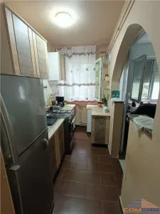 De vanzare apartament cu 3 camere - Micro 15 - foto 5