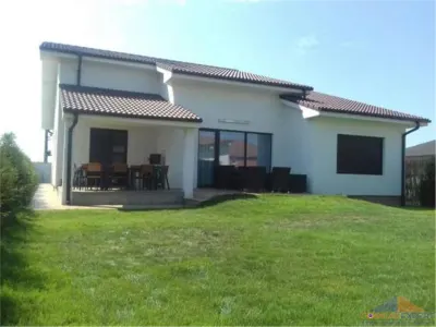 Casa de vanzare - foto 1