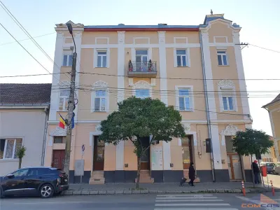 Vând apartament cu o camera, mobilat si utilat - Bulevardul Traian - Satu Mare