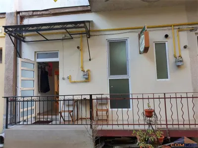 Vând apartament cu o camera, mobilat si utilat - Bulevardul Traian - foto 2