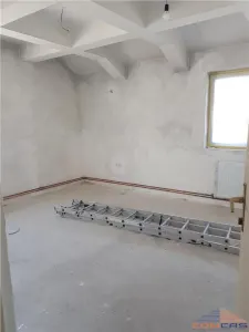 De Inchiriat spatiu Comercial CENTRU - foto 19