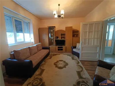 Vanzare parter din casa si teren 253 mp - foto 9