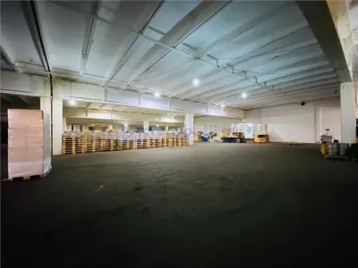 Hala/ showroom, 5000mp, aproape de Carrefour - foto 14