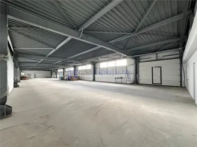 Hala Iasi CUG, de la 300mp la 944mp, langa Vama Iasi, Kaufland - foto 13