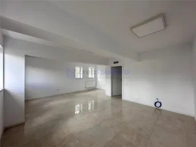Hala Iasi CUG, de la 300mp la 944mp, langa Vama Iasi, Kaufland - foto 17
