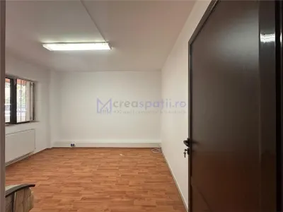 Spatii comerciale cu vad, centru Iasi, de la 55mp la 240mp - foto 12