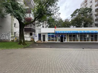 Spatii comerciale cu vad, centru Iasi, de la 55mp la 240mp - foto 7