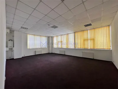 Spatiu birouri vad comercial zona Metro Bratuleni de la 250mp la 500mp - foto 17