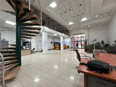 Spatii comerciale 330, 505, 835mp, sos. Pacurari, rond Mall Moldova - foto 9