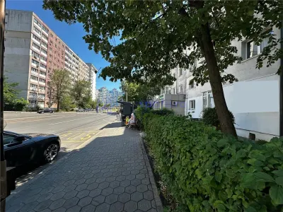 Spatiu comercial, 58mp, bd. Dacia, in statie, Zimbru - foto 2