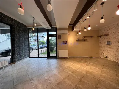 Spatiu comercial Tg. Neamt centru, 48mp, aproape de Catena - foto 18