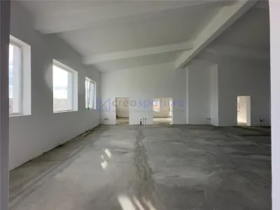 Spatiu Sipote, de la 100mp la 202mp, pt. magazin, productie - foto 11