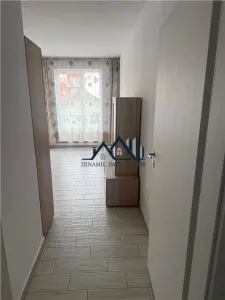 ichiriere studio , Strada Christian Pomarius nr. 7 din Brașov (zona Tractorul, aproape de Coresi Shopping - foto 18