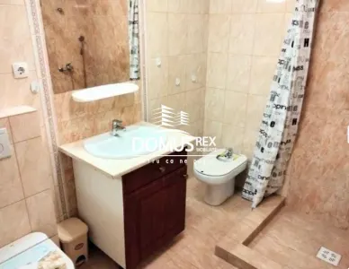 Vand apartam.cu 2 cam., c-tie noua, decomandat, 63mp, centrala termica, parcare subterana inclusa,la intrare in Borhanci - foto 6