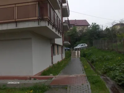 Vand apartam.cu 2 cam., c-tie noua, decomandat, 63mp, centrala termica, parcare subterana inclusa,la intrare in Borhanci - foto 8