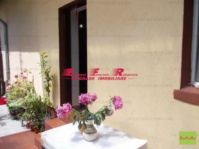 EFR UPGRADE - Casa cocheta (parter si curte) inchiriere zona str Gherghel - Domenii - foto 16