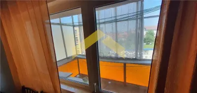 Apartament de vanzare 2 camere orasul Sebis - foto 9