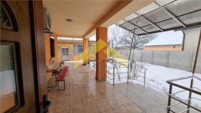 Casa cu etaj in Zadareni de vanzare - foto 6