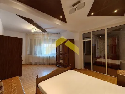 Apartament 3 camere de inchiriat ultracentral - foto 3