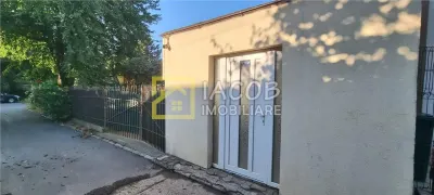 Spatiu comercial/birouri/cabinet kinetoterapie/cosmetic zona Banca Naționala Bacau - foto 1