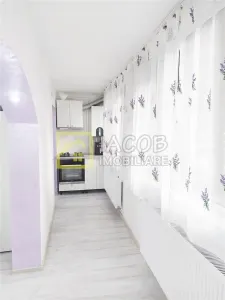 Muta-te direct! Apartament 3 camere complet renovat | Narcisa | 70 mp | Mobilat si utilat - foto 12