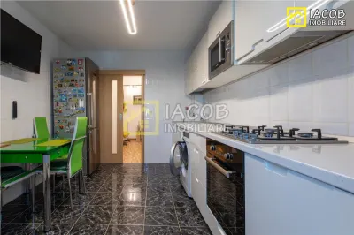 Apartament 3 camere decomandate, central,str. 9 Mai Bacau - foto 12