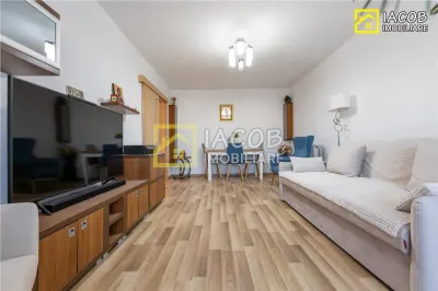 Apartament 3 camere decomandate, central,str. 9 Mai Bacau - foto 7