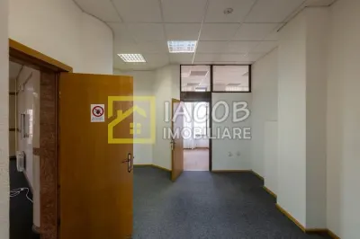 Spatiu comercial P+1, Buhusi, central, jud Bacau - foto 12